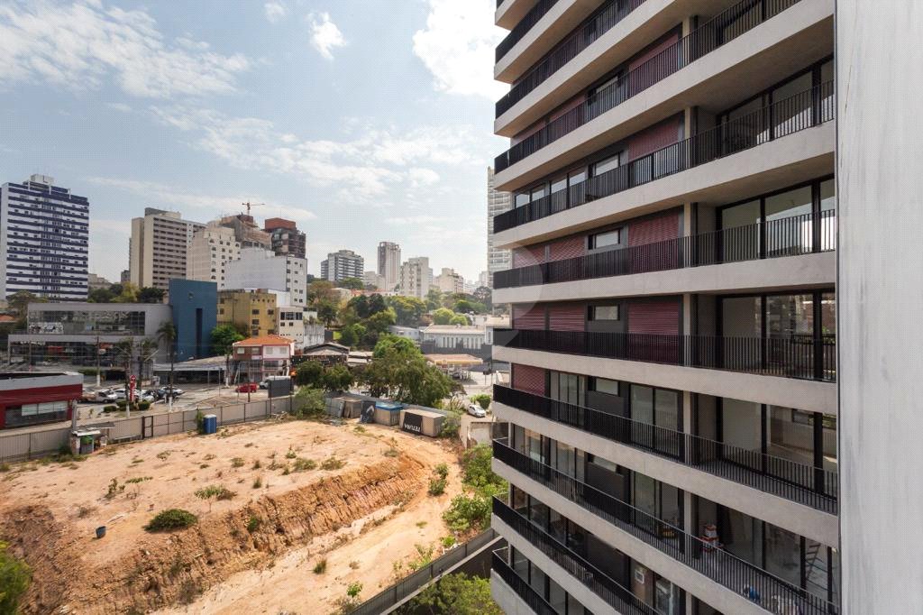 Apartamento à venda com 1 suíte em Jardim das Bandeiras, São Paulo, SP