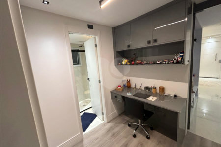 Apartamento à venda com 4 quartos, sendo 1 suíte, em Jardim Vazani, São Paulo, SP