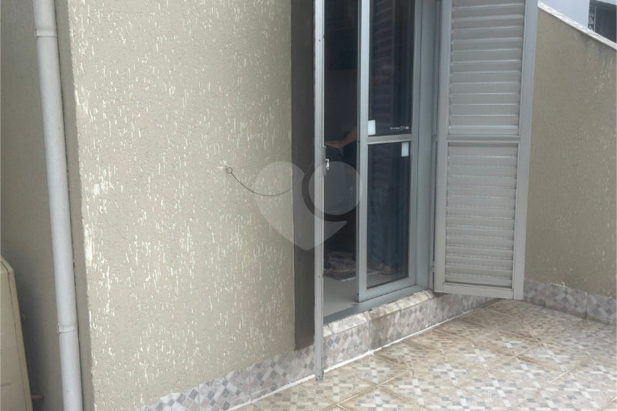 Sobrado à venda com 3 quartos em Butantã, São Paulo, SP