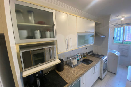 Apartamento à venda com 3 quartos, sendo 1 suíte, em Água Branca, São Paulo, SP