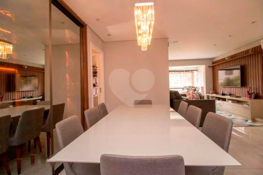 Apartamento à venda com 3 quartos, sendo 1 suíte, em Tatuapé, São Paulo, SP
