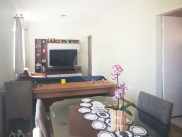 Apartamento à venda com 3 quartos em Moema, São Paulo, SP