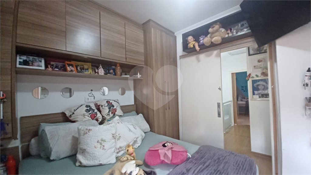 Casa à venda com 3 quartos, sendo 1 suíte, no condomínio Santanna, São Paulo - SP