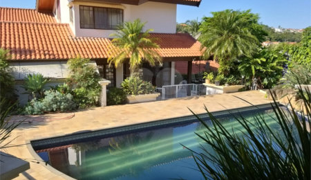 Casa à venda com 3 quartos, sendo 1 suíte,  em Vila Gardênia, Atibaia, SP