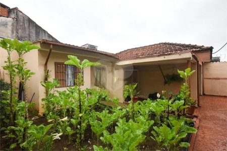 Casa Térrea à venda com 2 quartos, sendo 1 suíte,  em Vila Morse, São Paulo, SP