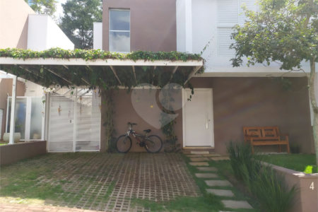 Sobrado à venda com 3 quartos, sendo 1 suíte, em Jardim do Lago, Atibaia, SP