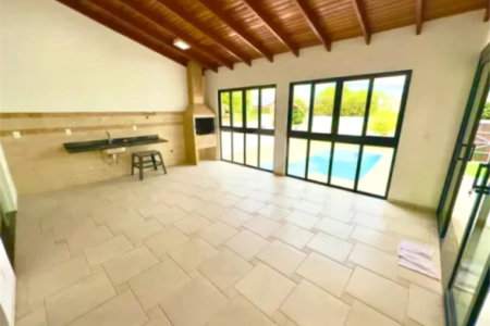 Condomínio à venda com 4 quartos, sendo 2 suítes, em Jardim Imperial, Cuiabá, MT