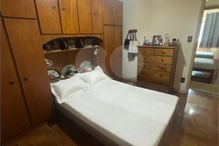 Sobrado à venda com 3 quartos, sendo 1 suíte,  em Santana, São Paulo, SP