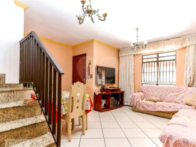 Sobrado à venda com 3 quartos em Vila Nova Mazzei, São Paulo, SP
