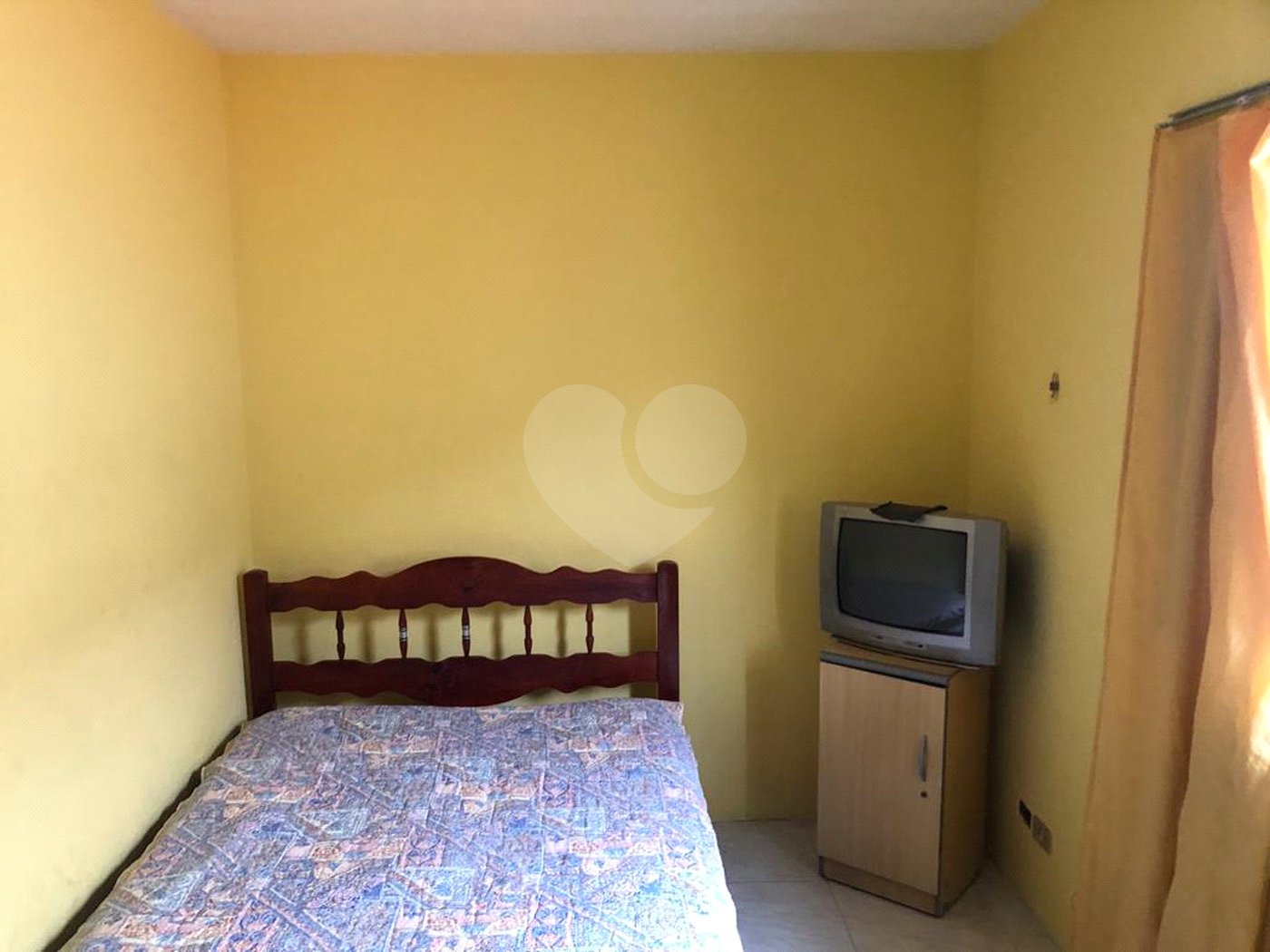 Sobrado à venda com 4 quartos, sendo 1 suíte, em Serra da Cantareira, Mairiporã, SP