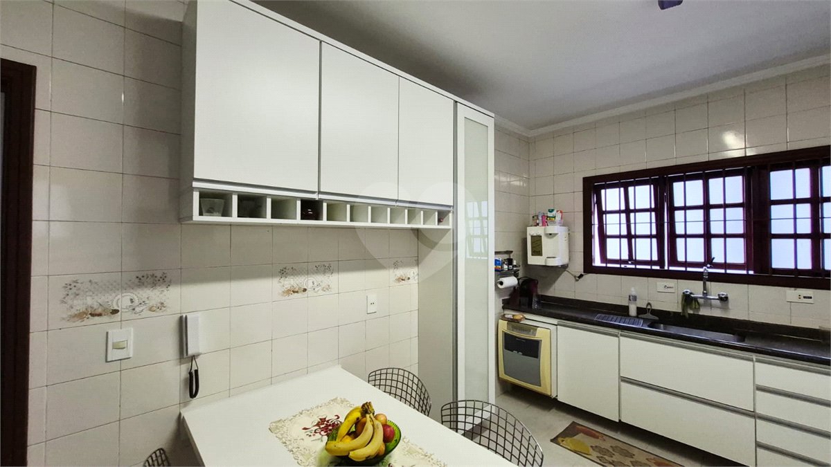 Casa à venda com 3 suítes em Jardim das Vertentes, São Paulo, SP