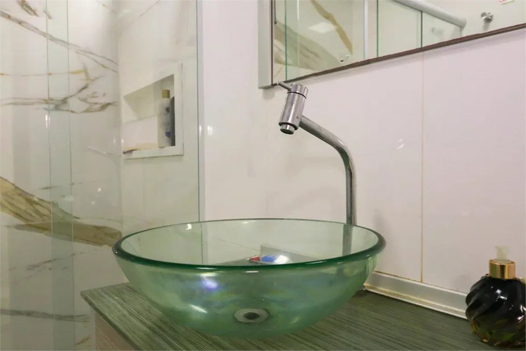 Casa à venda com 2 quartos, sendo 1 suíte,  em Lar São Paulo, São Paulo, SP