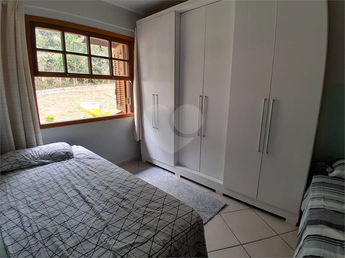 Casa Térrea à venda com 5 quartos, sendo 2 suítes,  em Roseira, Mairiporã, SP