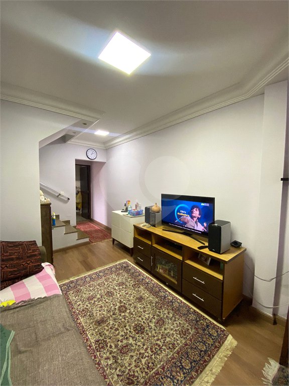 Sobrado à venda com 2 quartos, sendo 1 suíte, em Vila Gustavo, São Paulo, SP
