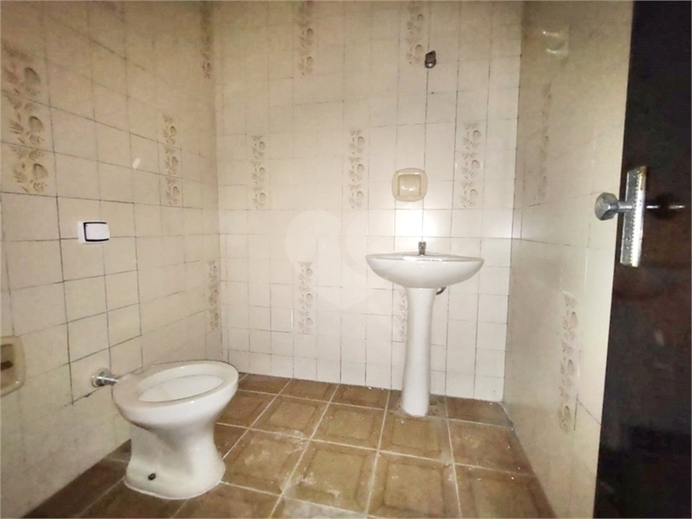 Sobrado à venda ou para alugar com 5 quartos, sendo 3 suítes, em Jardim Franca, São Paulo, SP