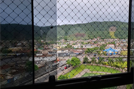 Apartamento à venda com 3 quartos, sendo 1 suíte,  em Enseada, Guarujá, SP