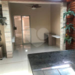Casa à venda ou para alugar com 4 quartos, sendo 1 suíte, no condomínio Village Jardim Versailles, Jundiaí - SP