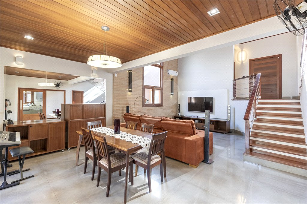 Casa à venda com 4 quartos, sendo 3 suítes,  no condomínio Royal Park, Ribeirão Preto - SP