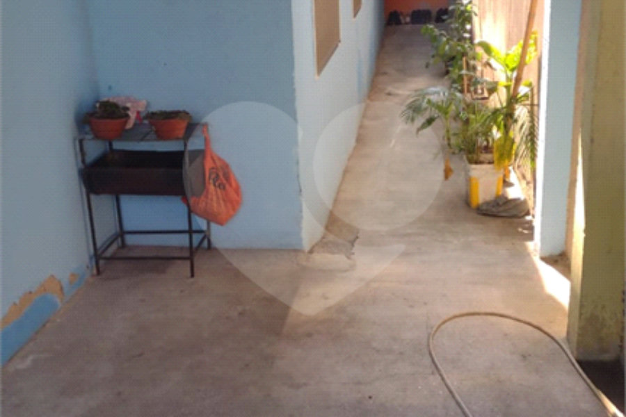 Sobrado à venda com 2 quartos em Cidade Tiradentes, São Paulo, SP