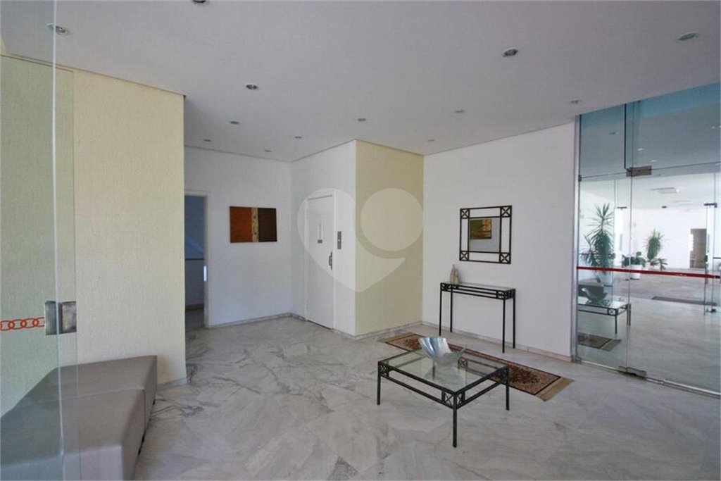 Apartamento à venda com 3 quartos, sendo 1 suíte, em Vila Mariana, São Paulo, SP