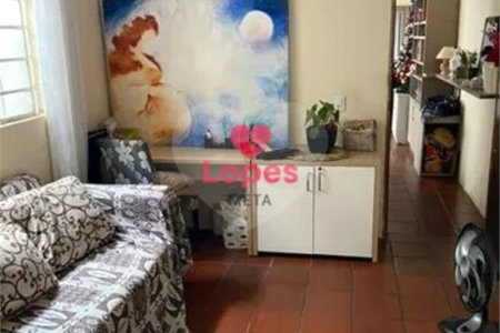 Casa à venda com 3 quartos, sendo 2 suítes, em Conjunto Residencial Trinta e Um de Março, São José dos Campos, SP