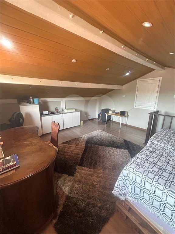 Casa à venda com 3 suítes no condomínio Braziliana, Valinhos - SP