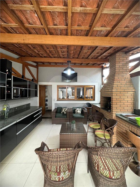 Casa à venda com 3 suítes em Saúde, São Paulo, SP