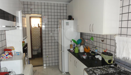Sobrado à venda com 3 quartos em Água Fria, São Paulo, SP