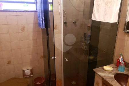 Sobrado à venda com 4 quartos em Água Fria, São Paulo, SP