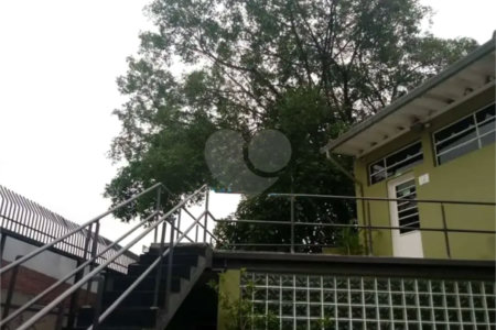 Casa à venda com 4 quartos em Jardim Paineiras, São Paulo, SP