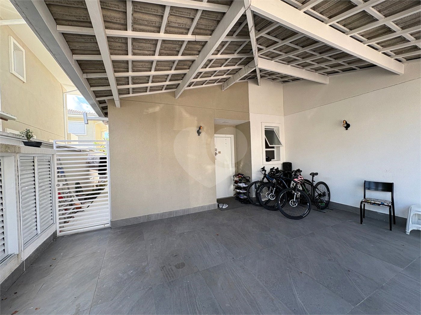 Casa à venda com 3 quartos, sendo 1 suíte,  no condomínio Reserva Ipoema By Helbor-home, Mogi das Cruzes - SP