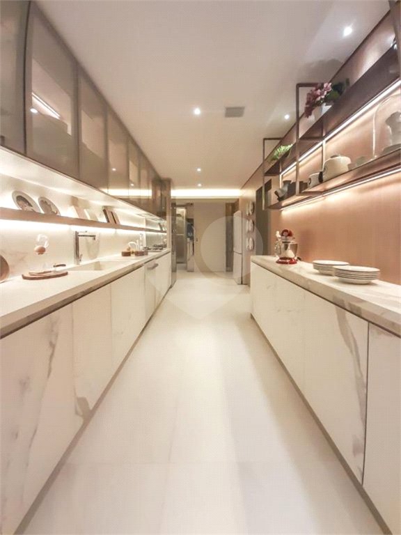 Apartamento à venda com 4 suítes em Indianópolis, São Paulo, SP