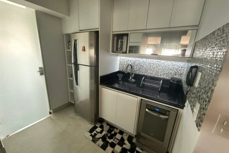 Apartamento à venda com 2 quartos, sendo 1 suíte,  em Vila Romana, São Paulo, SP