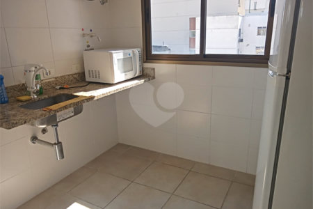Apartamento à venda com 3 quartos, sendo 1 suíte, em Maracanã, Rio de Janeiro, RJ