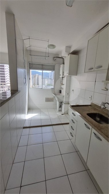 Apartamento para alugar com 2 quartos, sendo 1 suíte,  em Vila Mogilar, Mogi das Cruzes, SP
