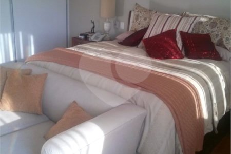 Apartamento à venda com 4 suítes em Vila Morumbi, São Paulo, SP