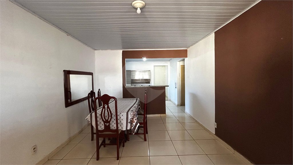Casa à venda com 2 quartos, sendo 1 suíte, em Bosque das Araras, Três Lagoas, MS