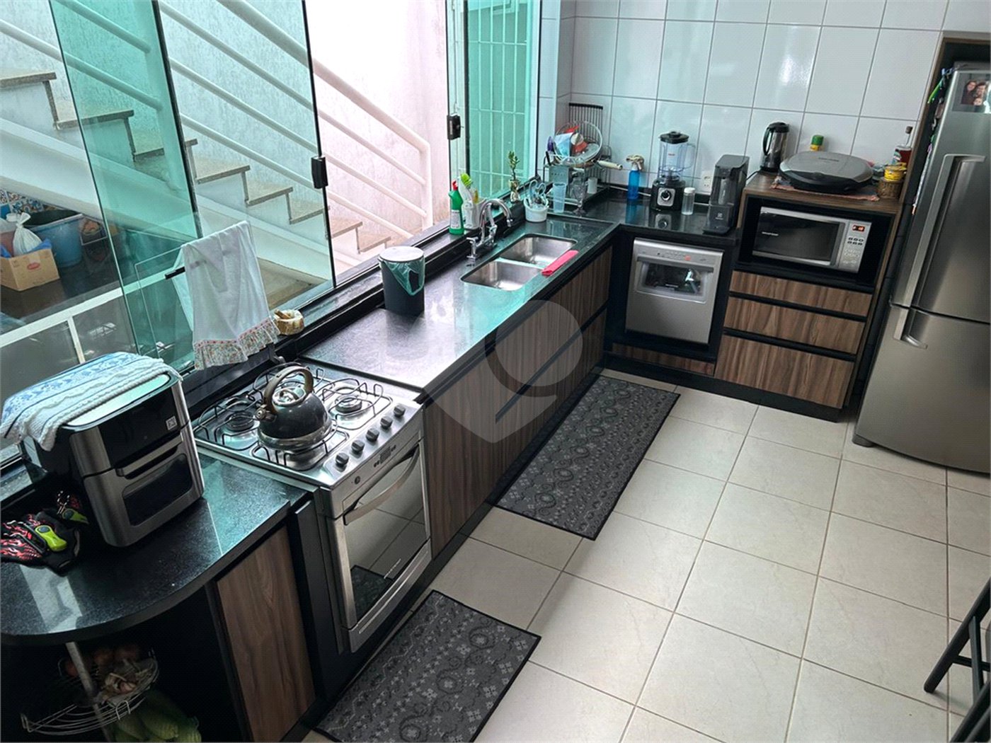 Casa à venda com 2 suítes no condomínio Residencial, Mogi das Cruzes - SP
