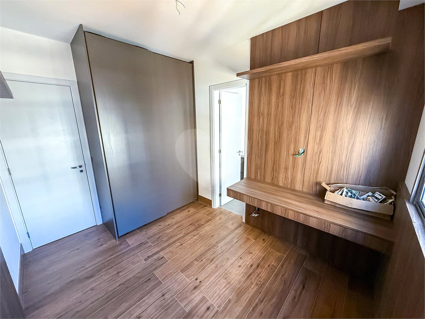 Apartamento à venda com 3 suítes em Sumarezinho, São Paulo, SP