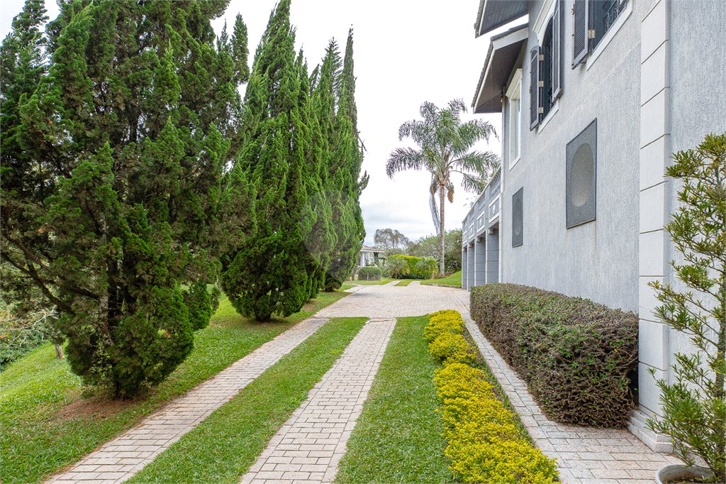 Casa à venda ou para alugar com 5 suítes no condomínio Altos de São Roque, São Roque - SP