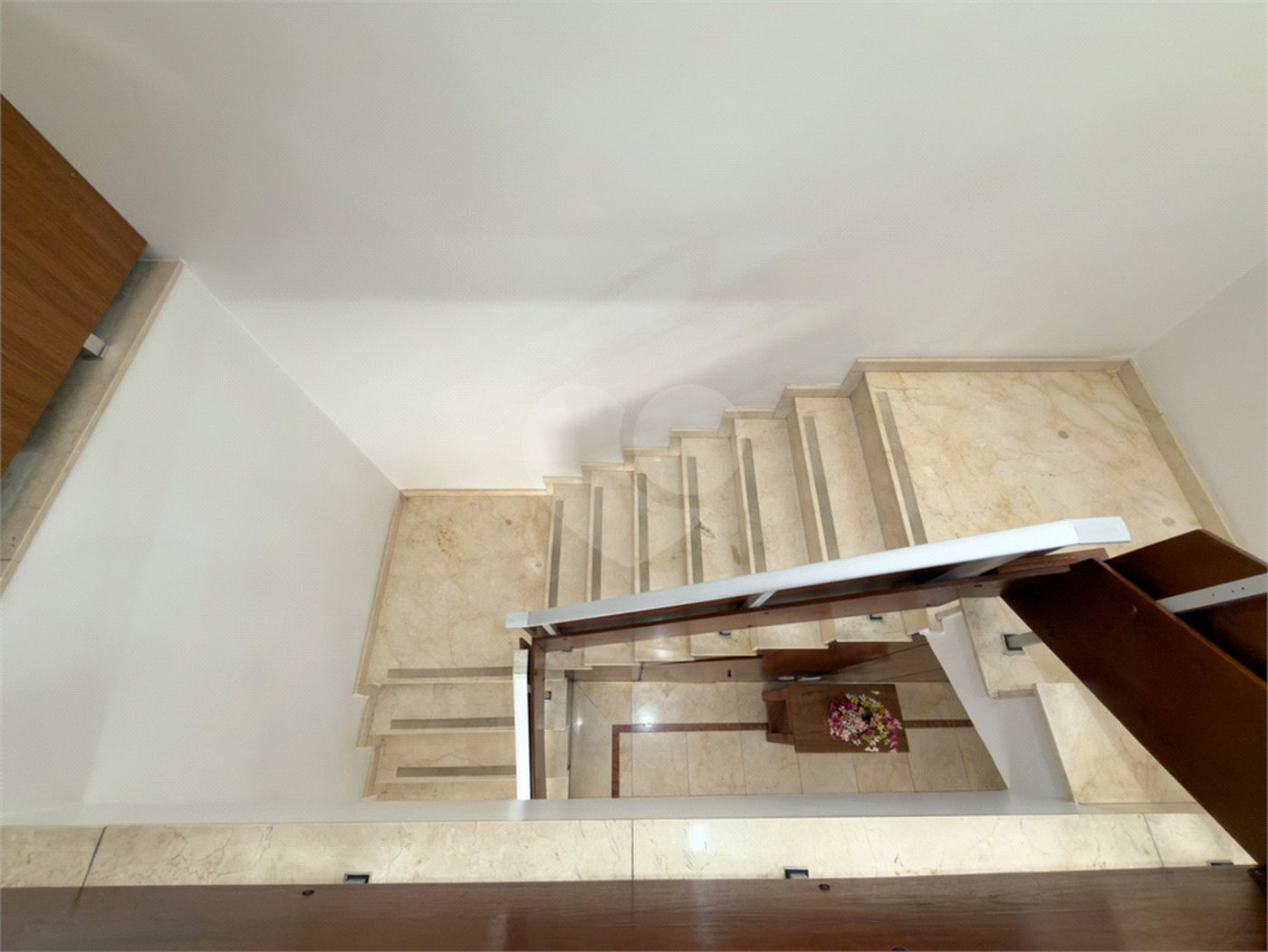 Casa de Vila à venda com 3 quartos, sendo 1 suíte, em Indianópolis, São Paulo, SP