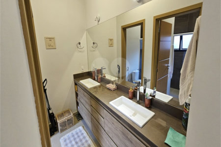Casa à venda com 3 suítes no condomínio Jardim Residencial Dona Maria José, Indaiatuba - SP