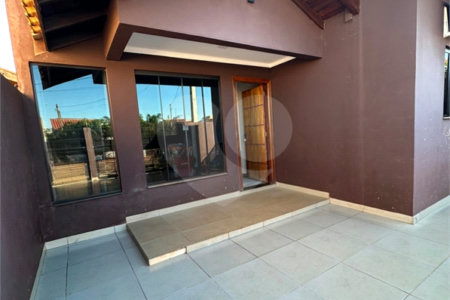 Casa à venda com 4 quartos, sendo 2 suítes, em Residencial Ponta Porã II, Ponta Porã, MS