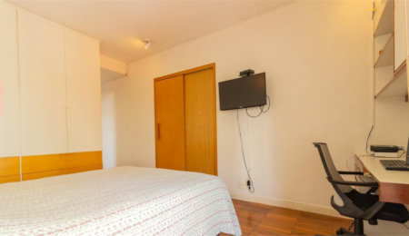 Apartamento à venda com 4 quartos, sendo 1 suíte,  em Cidade Monções, São Paulo, SP