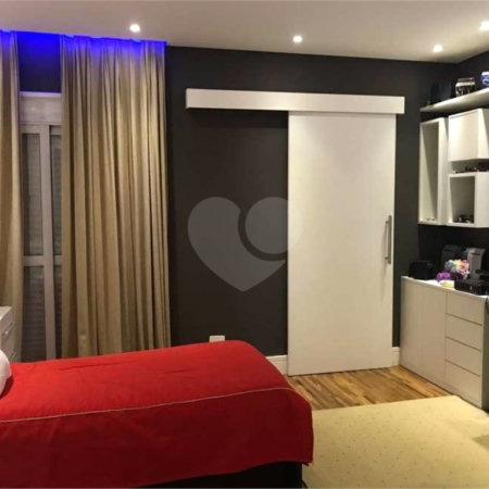Casa à venda com 4 suítes em Vila São Silvestre, São Paulo, SP