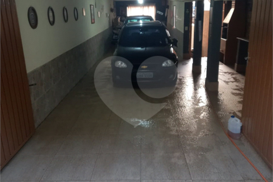 Sobrado à venda com 3 quartos em Jardim Peri, São Paulo, SP