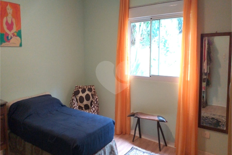 Sobrado à venda com 4 quartos, sendo 2 suítes,  em Roseira, Mairiporã, SP