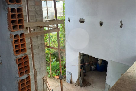 Casa à venda com 2 suítes no condomínio Ricieri, Mogi das Cruzes - SP