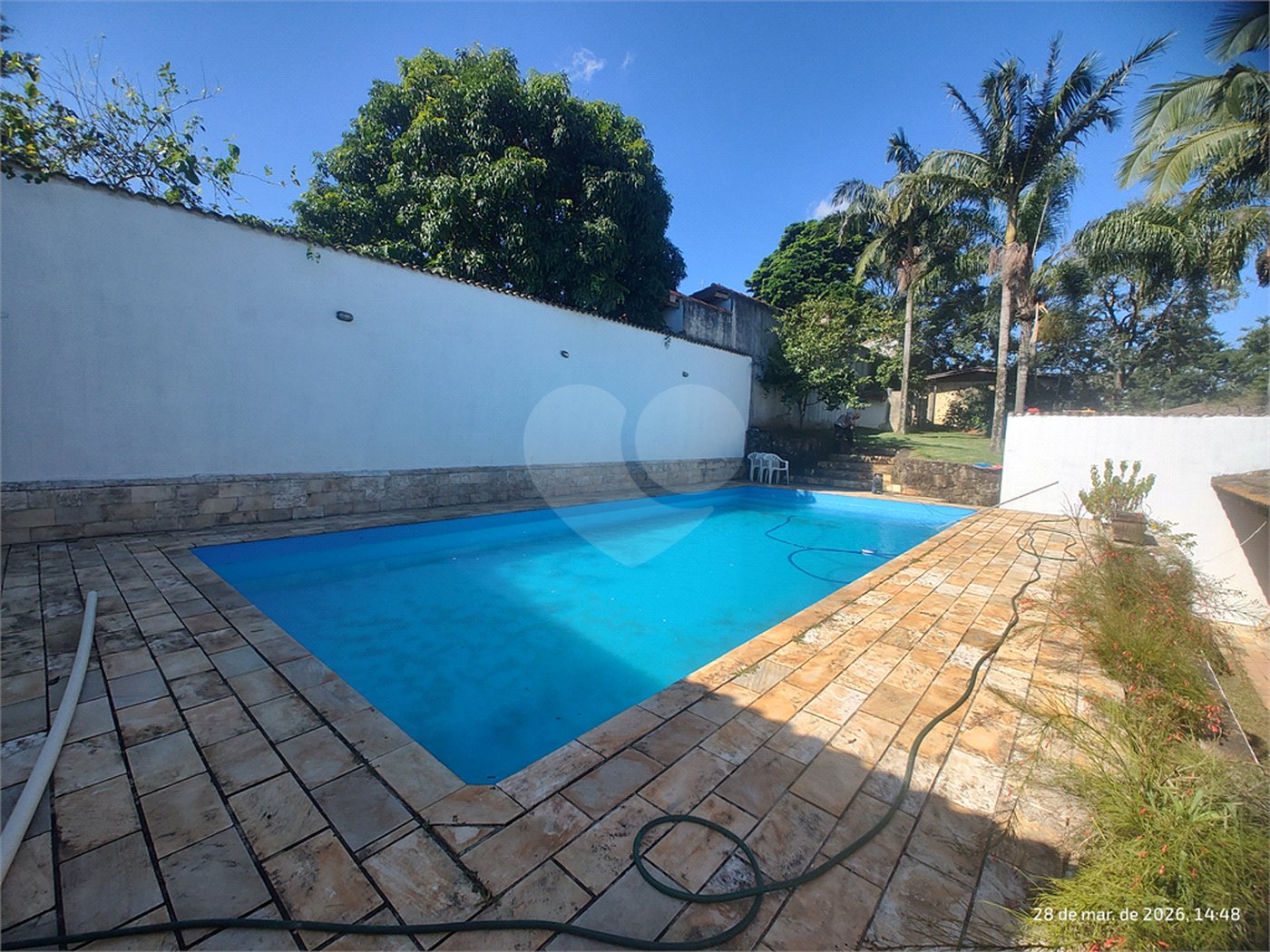 Chácara à venda com 4 quartos, sendo 3 suítes, em Campos de Atibaia, Atibaia, SP