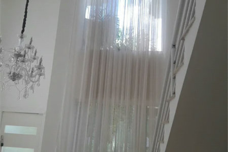 Casa à venda ou para alugar com 4 suítes em Chácaras São Carlos, Cotia, SP